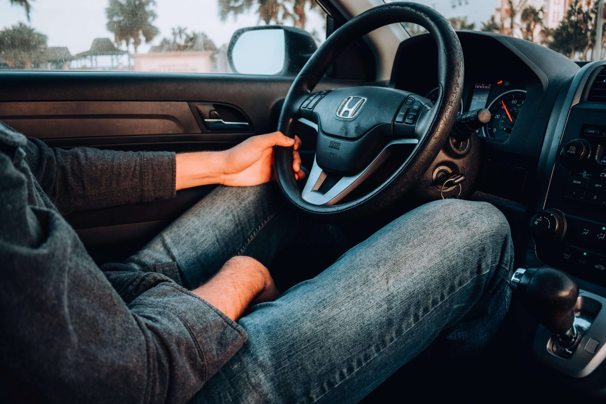 découvrez comment trouver une assurance auto adaptée même après une résiliation. comparez les offres des assureurs spécialisés et protégez votre véhicule en toute sérénité.
