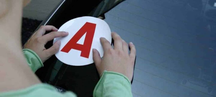 découvrez comment choisir la meilleure assurance auto adaptée à votre profil conducteur. comparez les offres, évaluez les garanties et obtenez des conseils pour protéger votre véhicule tout en maîtrisant votre budget.