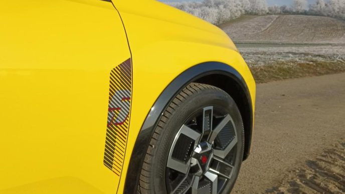 découvrez les meilleures offres d'assurance auto pour 2025 adaptées à votre budget et vos besoins. protégez votre véhicule avec des couvertures complètes et des services inégalés. comparez les tarifs et choisissez l'assurance qui vous convient le mieux.