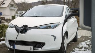 découvrez notre assurance auto spécialement conçue pour les véhicules électriques. protégez votre véhicule innovant avec des garanties adaptées, une couverture optimale et des services exclusifs. simplifiez votre conduite électrique en toute sérénité.
