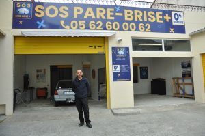 découvrez comment éviter les escroqueries liées aux réparations de pare-brise. informez-vous sur les arnaques courantes, les signes d'alerte, et les conseils pour choisir un réparateur fiable tout en protégeant votre budget.