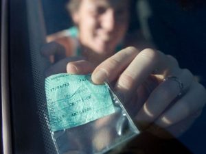 découvrez comment un partenariat en assurance automobile peut vous offrir des solutions personnalisées et avantageuses pour protéger votre véhicule. bénéficiez de tarifs compétitifs et d'un service client exceptionnel avec des experts à votre écoute.
