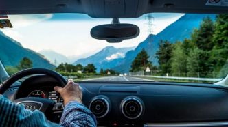 découvrez comment l'assurance auto aux états-unis favorise l'intelligence artificielle pour améliorer l'expérience des conducteurs et personnaliser les couvertures.