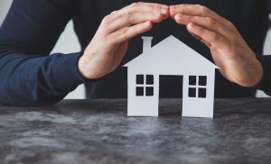 découvrez pourquoi une hausse des tarifs d'assurance habitation est prévue en 2026 et comment cela pourrait impacter votre budget.