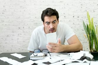 découvrez pourquoi les recours contre les refus d'assurance augmentent en 2024 et comment faire valoir vos droits efficacement.