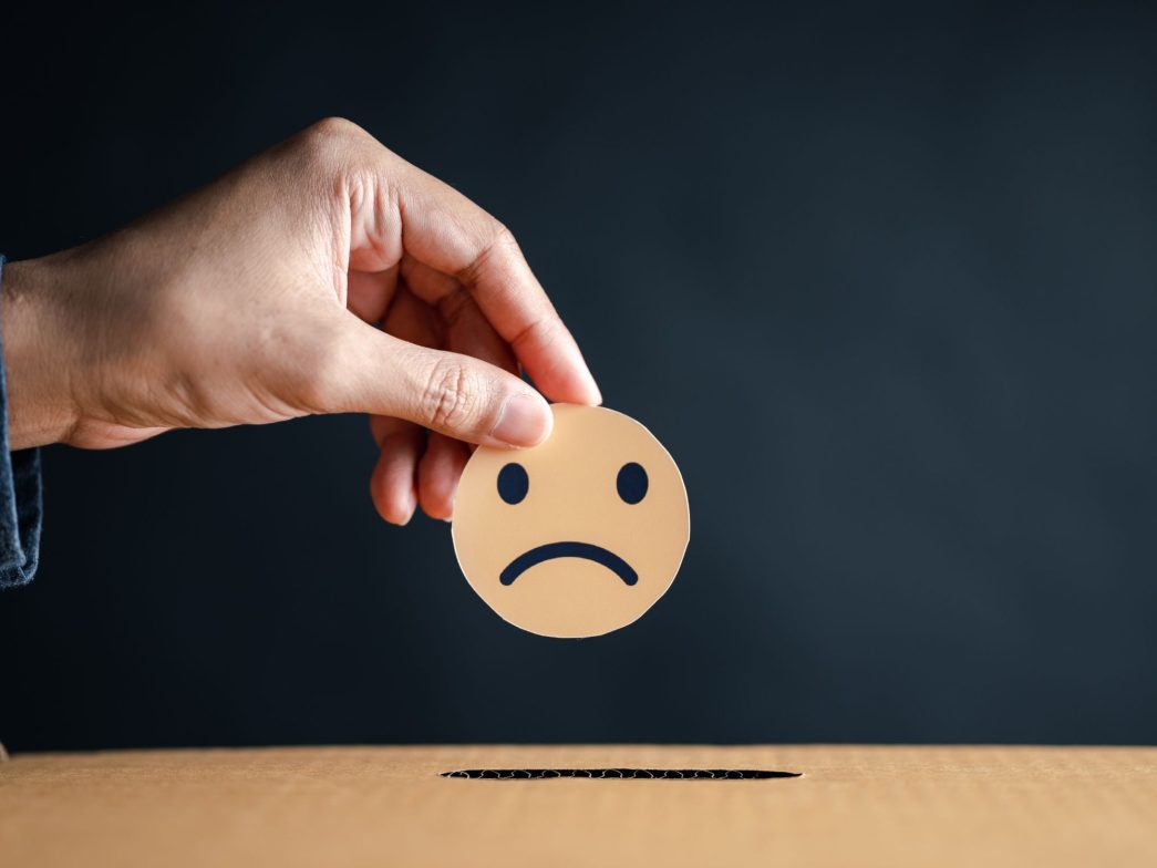 découvrez pourquoi 25% des français sont exemplaires malgré une défiance grandissante envers les assurances.