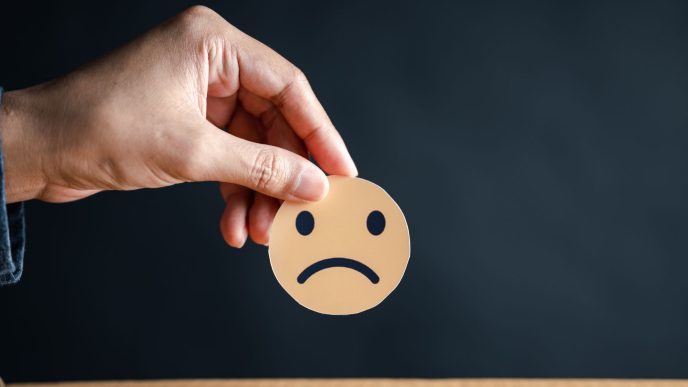 découvrez pourquoi 25% des français sont exemplaires malgré une défiance grandissante envers les assurances.