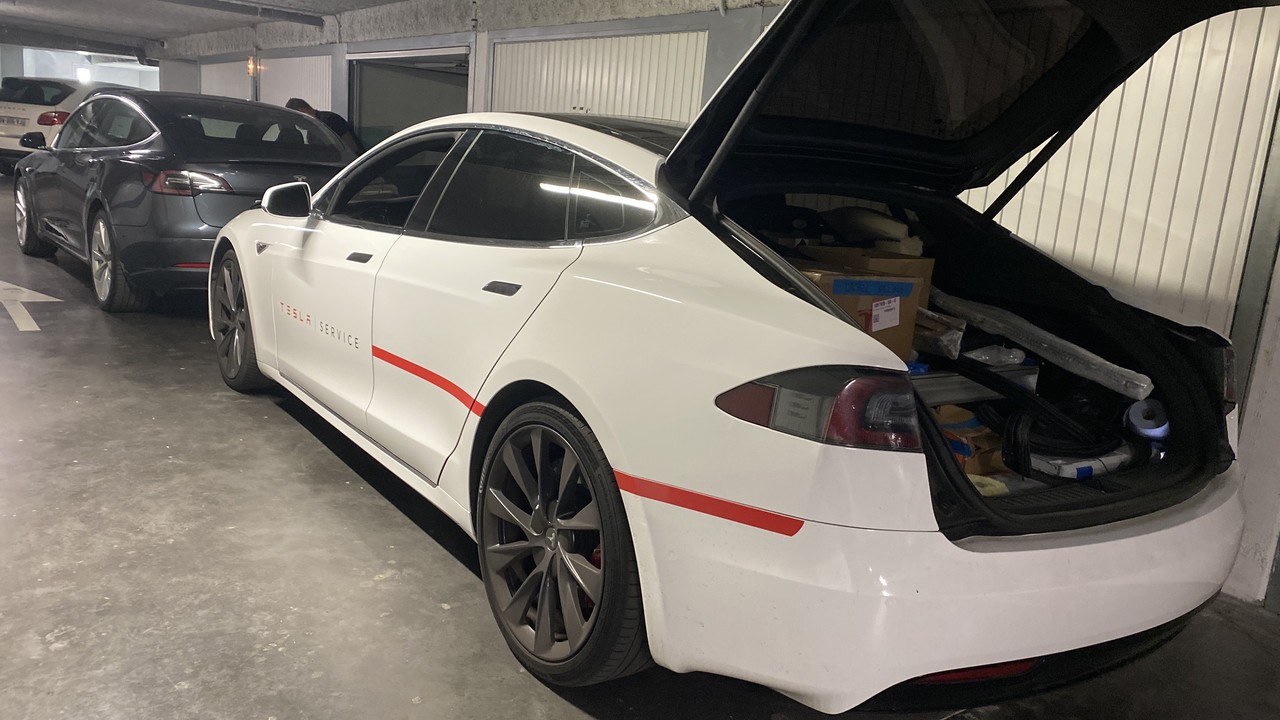 comparaison détaillée du coût d'entretien entre une tesla 2026 et une dacia, pour vous aider à choisir le véhicule le plus économique et adapté à vos besoins.